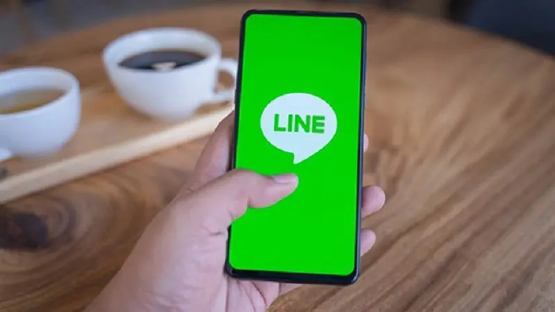 Line là một ứng dụng nhắn tin. Có nên dùng Line hay không?